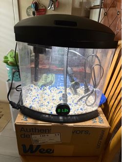 Acqueon brand aquarium for betta or small fish
