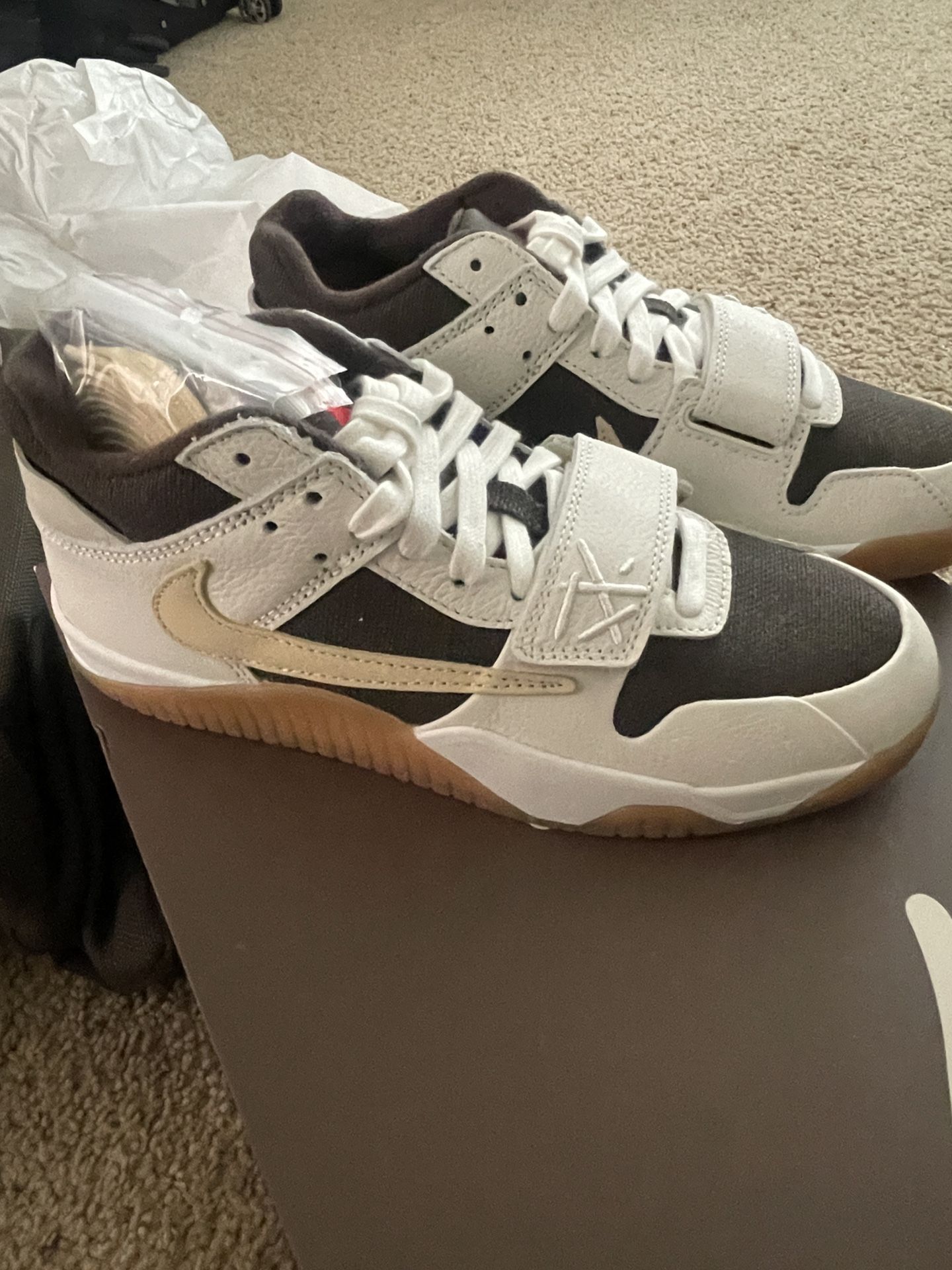 Travis Scott Jordan Jumpman Jack Mocha Sail Size 7