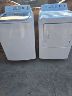 WASHER AND DRYER INSIGNIA DELIVER INSTALLATION 3MONTHS WARRANTY