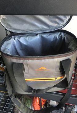 Ice chest