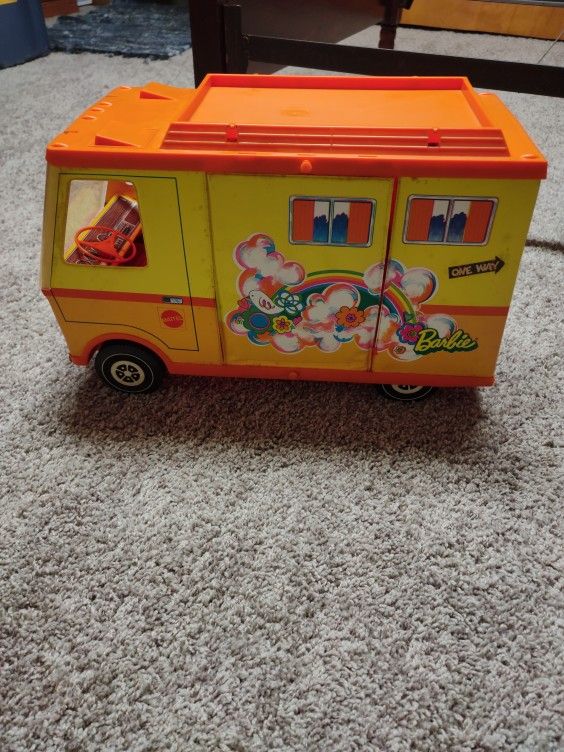 1971 Barbies Country Camper