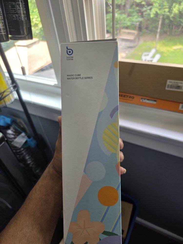 Magic Cube Watter Bottle (Bottle Bottle) Water Bottle
