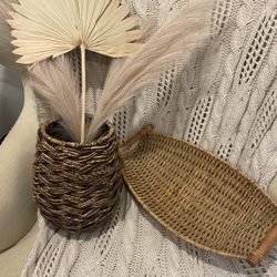 Palm leaf and Pampas decor with target threshold hanging basket and boat shape basket