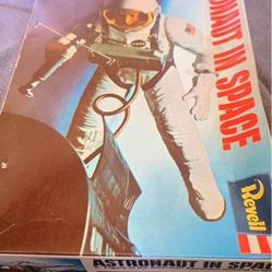 NASA Vintage Revell  Model Kit Astronaut In Space 