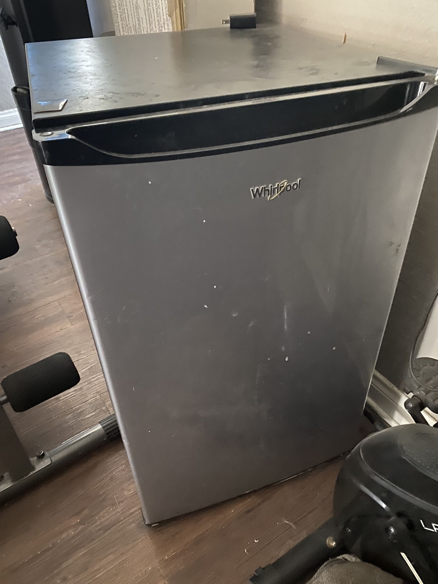 Mini Fridge $100