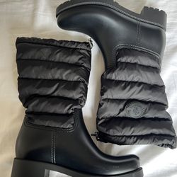 Moncler Boots. Women’s 39