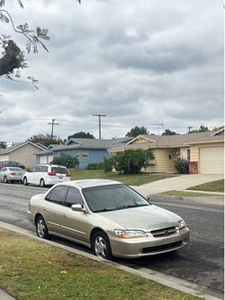 Honda accord 2000 EX 2.3