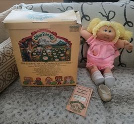Original Cabbage Patch Doll in box with Birth Certificate