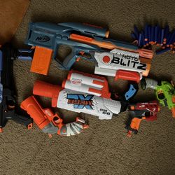 Lot Of Nerf Guns & Bullets