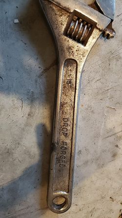 15 in heavy duty crescent wrench