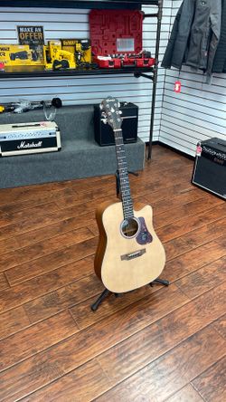 Mantic guitar acoustic New
