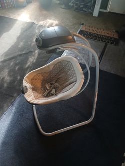 Graco Baby Swing 