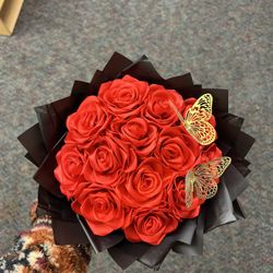 Red mini bouquet 