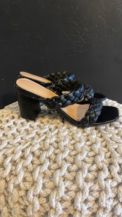 6.5 woman’s black heels