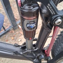 Like New! Felt Full Suspension Mountain Bike 