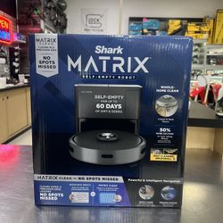 Shark Matrix self empty robot cleaner 