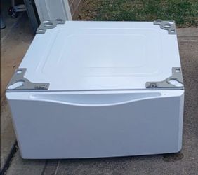 Kenmore Washer pedestal