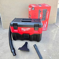 Milwaukee 18V Wet Dry Vacuum 2 Gal