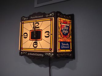 OLD STYLE Beer Lighted Clock 3 Sided Sign : Vintage 1983 for Sale