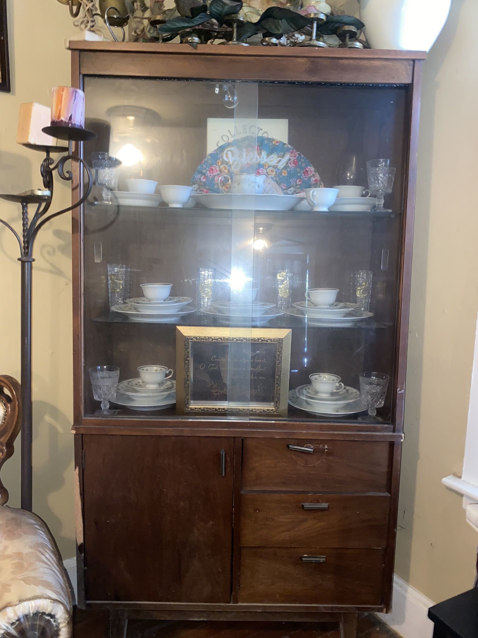 FREE- Stanley 1900’s China Cabinet