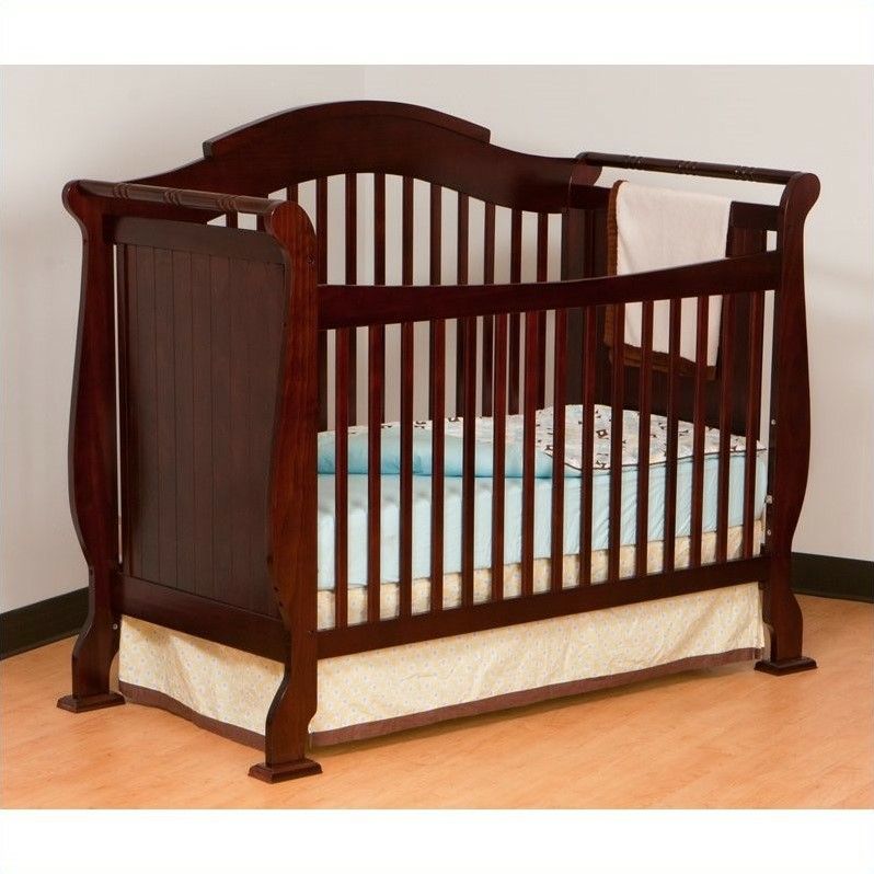 Baby crib like new and changing table
