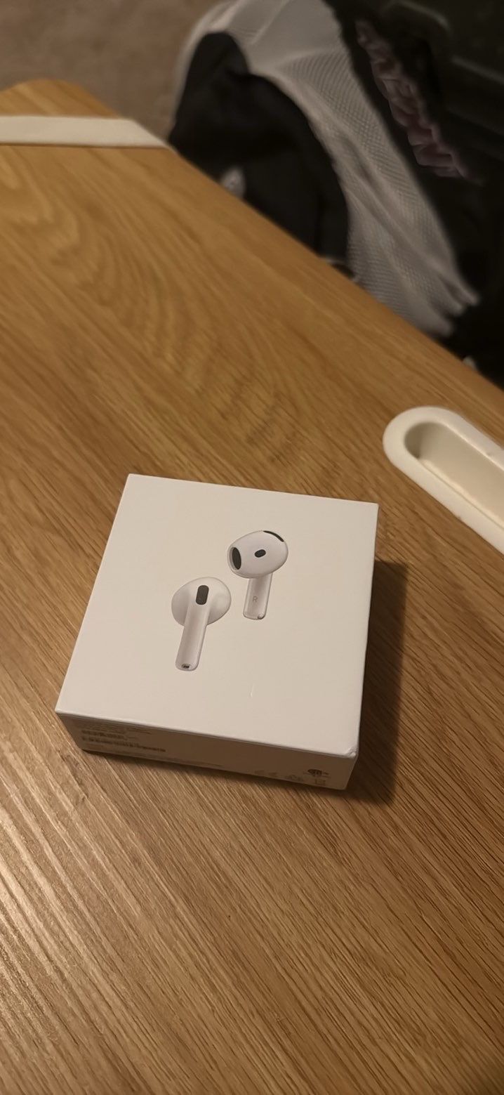 Air Pod 4th Gen