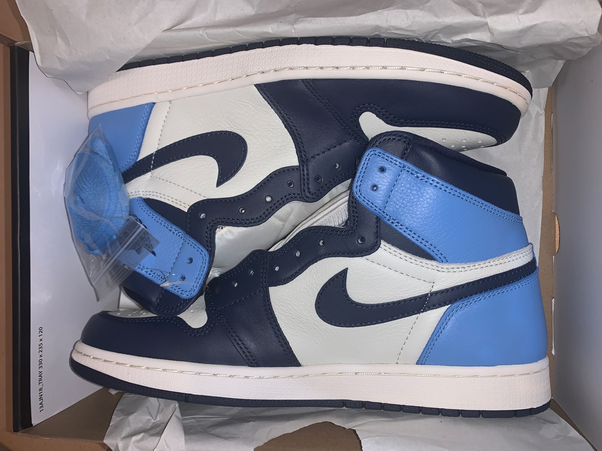 Jordan 1 Retro High Obsidian / Size: 11