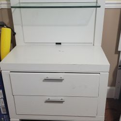 Nightstands With Glass That Lights Up