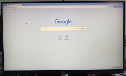 LG 27” 4K USB-C IPS Monitor (27BL85U-W) – Charges Your Laptop – Excellent Condition