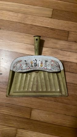 Vintage J.V. Reed Metal Dustpan with Handle M. Taber Dutch Amish Folk Design