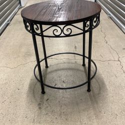 Decorative End Table 