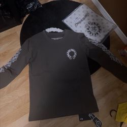 grey chrome hearts tee medium
