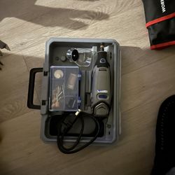 Dremel 