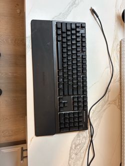 SteelSeries Apex 3 Gaming Keyboard