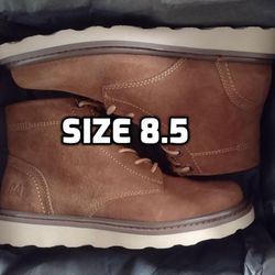 New Men's Caterpillar Boots, Brown, Size 8.5