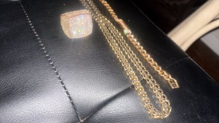 Selling as is serious buyers only or willing to trade for Cuban link rose gold or 925