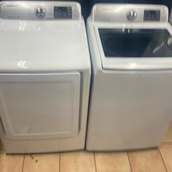 WASHER AND GAS DRYER SET