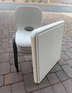 Lifetime Table And Chairs/folding Chairs