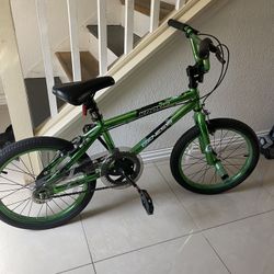 Kids Bike Like New 