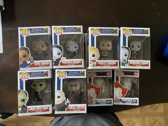 Funko Pops The Addams Family (2019) Complete Set W/ It Chapter 2 Pennywise