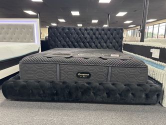 King Size Platform Bedframe. 🚚WE DELIVER🚚