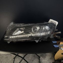 (NEW) Honda Accord - Black Housing Headlights