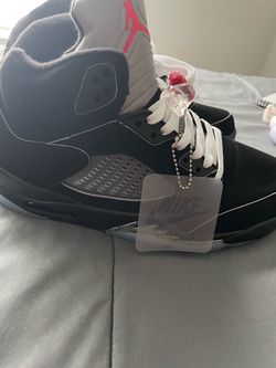 Jordan 5 “Metallic” Shipping only