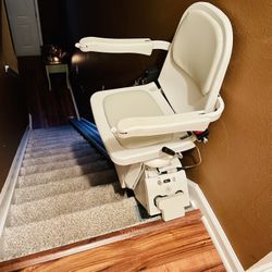 Acorn Brooks Superglide Stairlift 