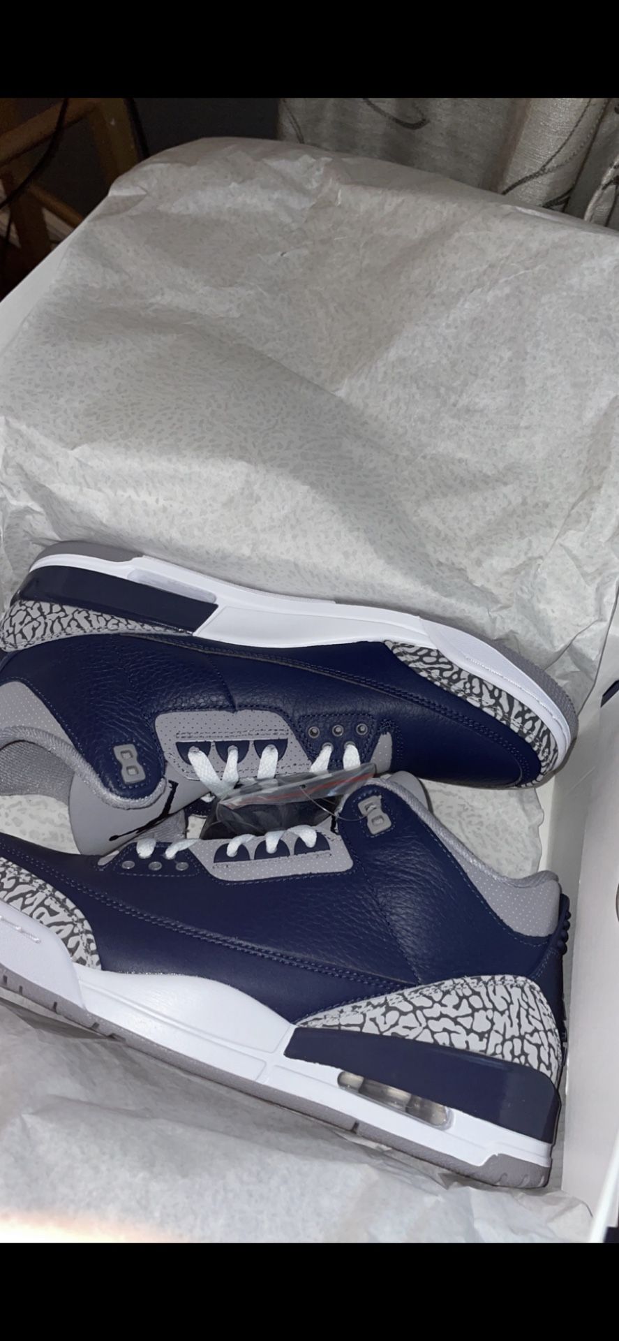 Georgetown 3s Size 10.5