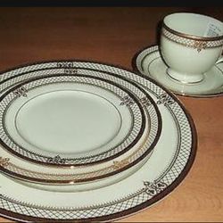 Mikasa  Regal Court Reduced Gorgeous  Dinnerware.  87 Pieces  Set. Service For 12 Plus Extra Pieces 