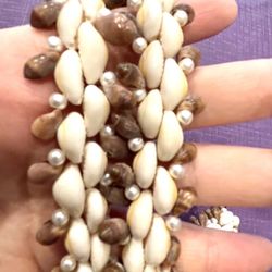 Hawaiian Cowrie Shell & Pearl Necklace