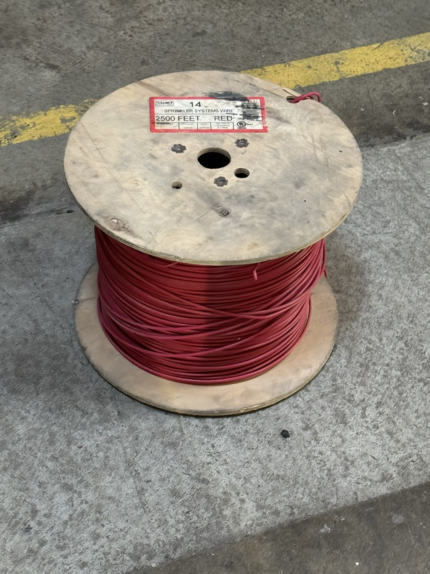 UL-Listed 14 AWG solid bare copper for reliable conductivity · High molecular weight PE insulation for durability · Rated for 600V direct burial irrig