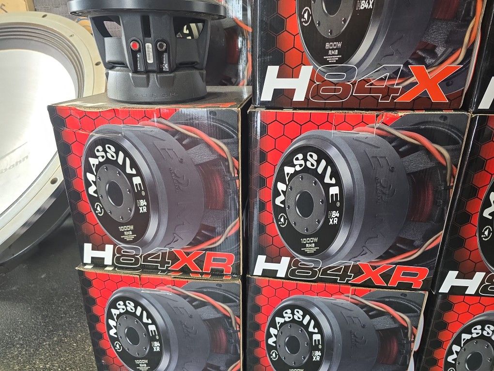 Massive Audio 8" 1000W RMS 4-Ohm 2.5" DVC Subwoofer Hippo Series MA-H84XR