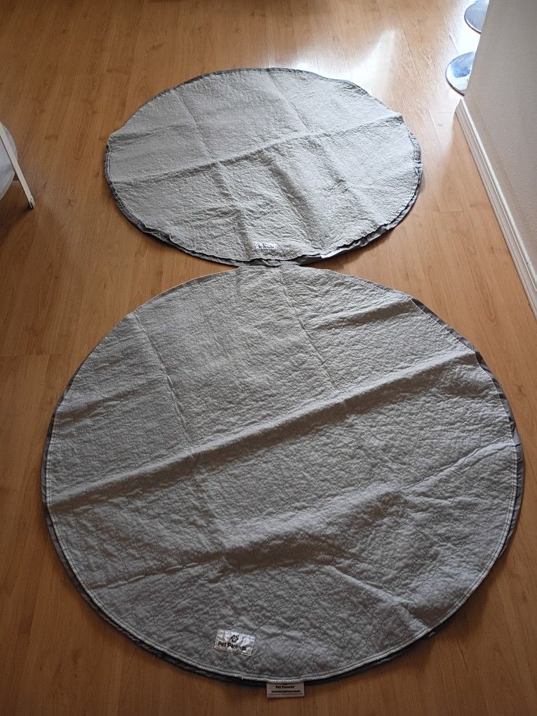 Set of 2 Gray Pet Parents Waterproof Washable Dog Pee Pads